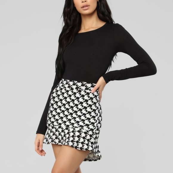 Fashion Nova Dresses & Skirts - Fashion Nova Skirt Fashion Nova Dresses & Skirts - Fashion Nova Skirt